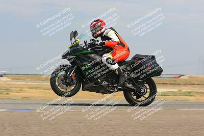 media/Sep-10-2023-Pacific Track Time (Sun) [[44210541ad]]/Group B/1220pm (Wheelie Bump)/